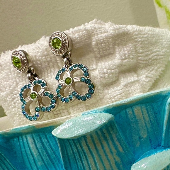 SWAROVSKI COCKTAIL BRACELET & EARRINGS - Picture 9 of 10